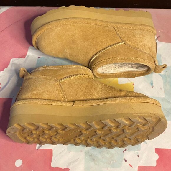 BearPaw Retro Super Shorty Platform Boot - Picture 3 of 5